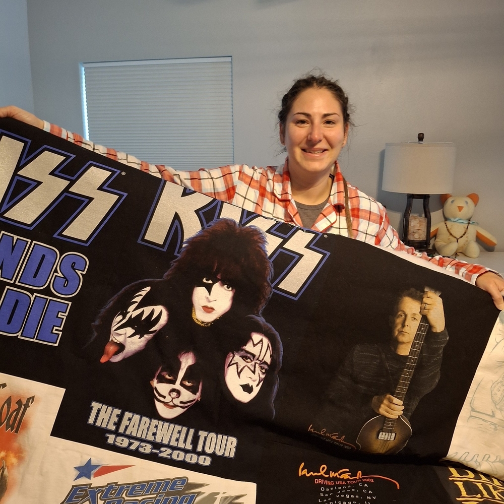 Custom T-Shirt Memory Quilt - Picture 2 of 16